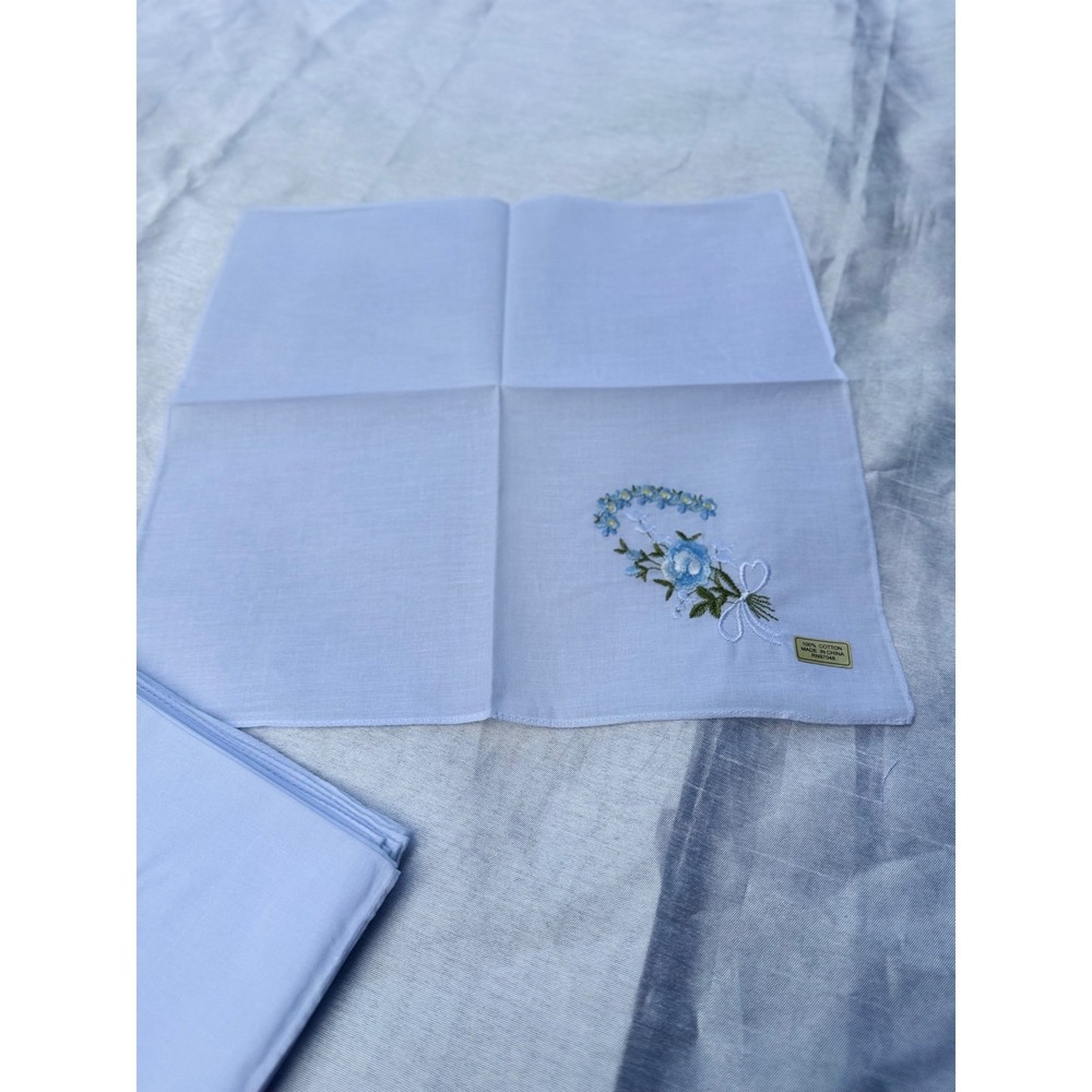 Vermont Country Store Women's Cotton Handkerchiefs 12 Pack Floral Blue 11x11 - Picture 5 of 13